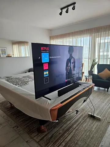 Samsung latest model Smart Tv NEO QLED