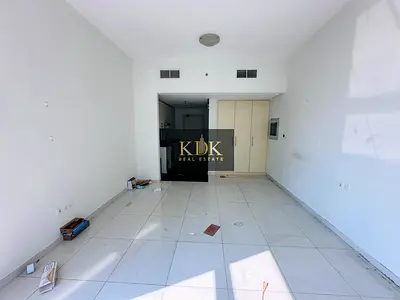 Studio Apartment | Golf Course View | Balcony Access