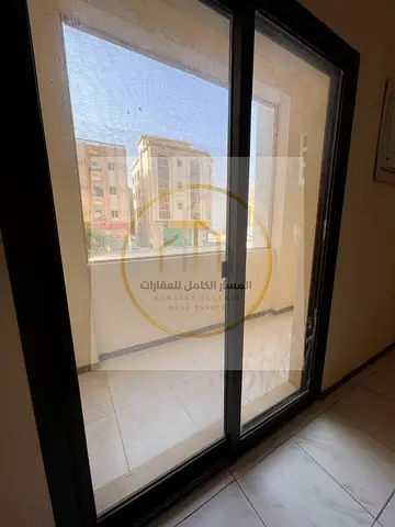 غرفة وصالة للإيجار في البوطينة الشارقة | حمامين | 26,000 درهم سنويًا | 4 أو 6 دفعات
