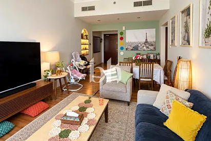 Fully upgraded | Furnished | High floor | Spacious