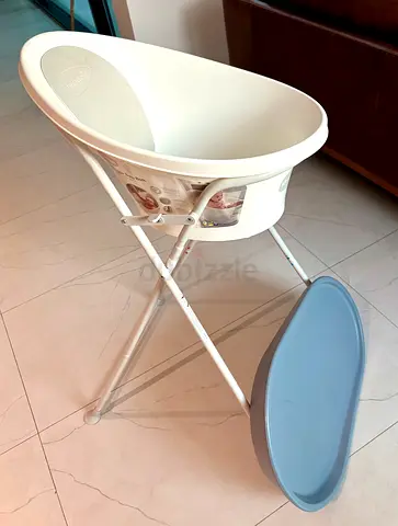 Shnuggle Baby Bath with Stand and Shnuggle Squishy Changing Mat