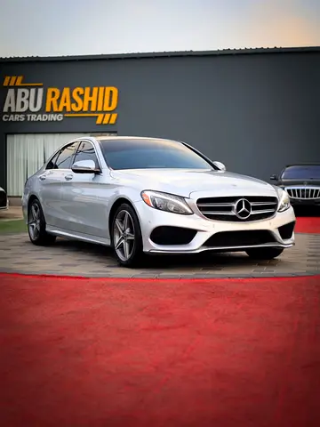 Mercedes-Benz C300 2017 | Full Option | Original Paint