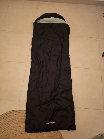 6 Camping Sleeping Bags - 30-50 AED each / all 6 for 220 AED