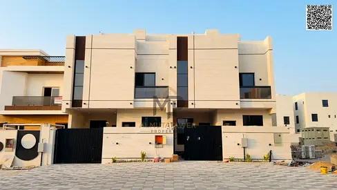 Townhouse - Good location - Fees included - 3 floors - Excellent price