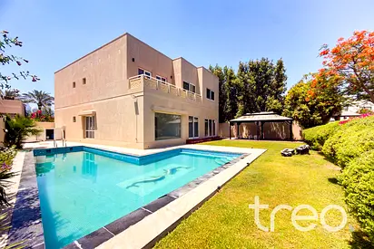 Upgraded | Pool | Beautiful lake view