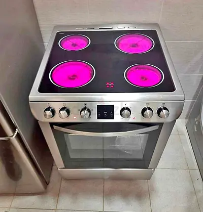 Hoover Full Electric Ceramic Cooker 60×60cm Mint Condition Working Order Perfect