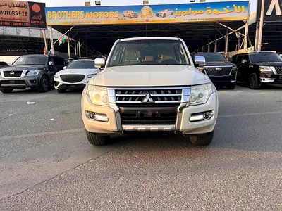 Mitsubishi Pajero 2026 GLS GCC Specs