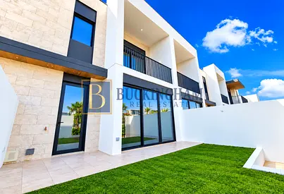 3BR +Maid|Prime Location | Single Row |Pool Facing