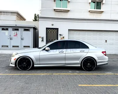 Mercedes-Benz C-Class C300 4MATIC 2011 American Specs