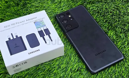 Samsung Galaxy S21 Ultra (Black) with Unused 45W PD Charger