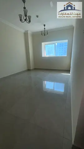 🏡✨ شقة غرفتين وصالة للإيجار في المجاز 2 – الشارقة ✨🏡  🌟 فرصة مميزة للسكن في موقع حيوي ومميز!  🛏️ غرفتا نوم\ 🛋️ صالة واسعة\ 🚿 3 حمامات\ ✨ غرفة نو