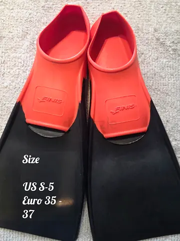 FINIS Short Swimming Fins - Size US S-5 / EU 35-37, Very Good Condition