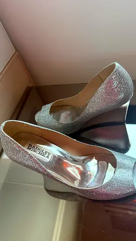 Badgley Mischka Silver Glitter High Wedge Peep-Toe Shoes – EU 37.5