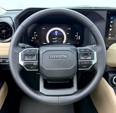 2026 Toyota PRADO — миниатюра 15