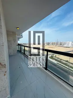 Large layout | High Floor | Multiple Cheques