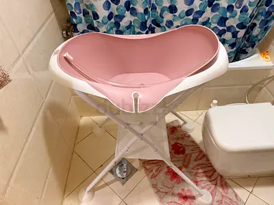 Beaba Baby Bath tub and support