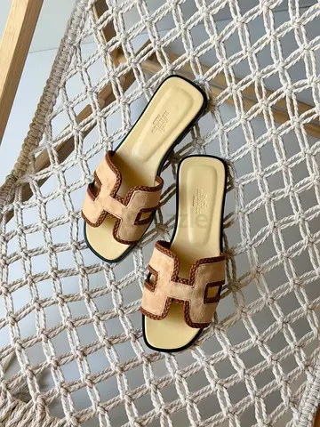 Slipper