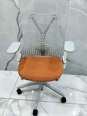Herman Miller Sayle chair for selling.comfirtable for long time sitting