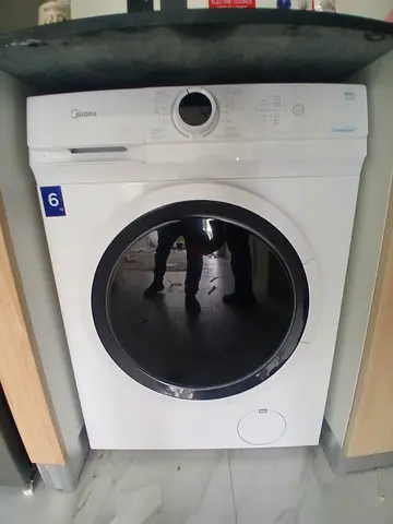 Midea 6KG Front Load Washing Machine