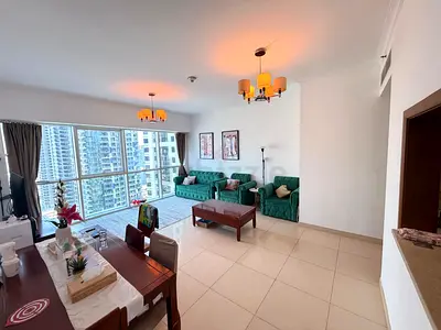Exquisite 2 Bed Close To Metro Station