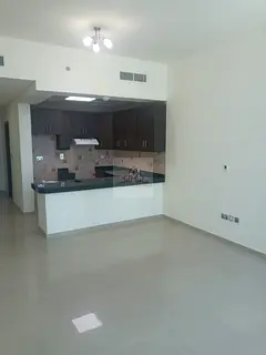 Large Studio| Spacious Living| Prime Area