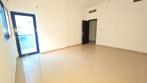 Spacious 2BR Apartment | High Floor | Family & Sharing Allowed |