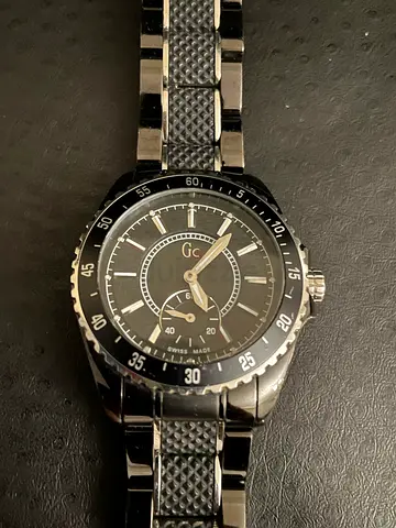 GC men's black bracelet watch - classic analog