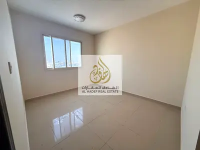 🏠 Closed Bedroom and Living Room for Annual Rent – Al Jurf Industrial Area 2, Ajman ✨ A closed bedroom and living room with a private bathroom, suit