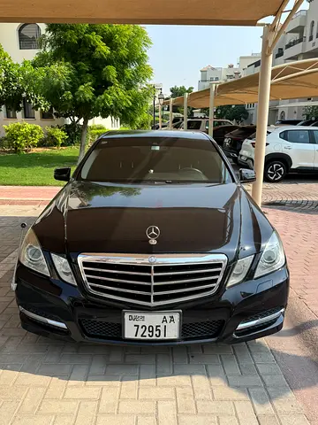 Mercedes-Benz E-Class E 350 2011 Japanese Specs