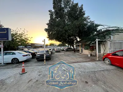 للبيع حوطة بموقع استراتيجي مميز في المنطقة الصناعية الرابعة بالشارقة