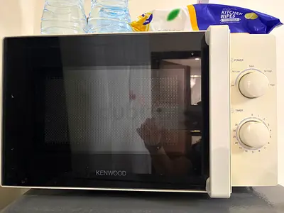 Kenwood Compact Microwave - Manual Dial, Good Condition