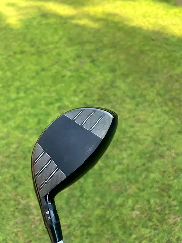 Titleist TSR3 driver with upgraded shaft