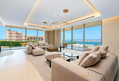 Panoramic Views | Luxury Living | Large Layout