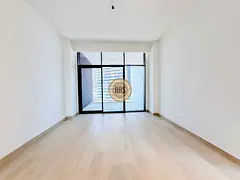 Brand New | U shape kitchen | Huge layout |