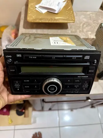 Used Nissan/Car OEM CD Radio Player - Single DIN Head Unit