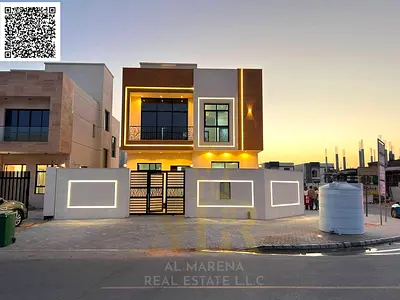Villa for sale, boasting a strategic location close to all amenities, schools, and shopping centers.