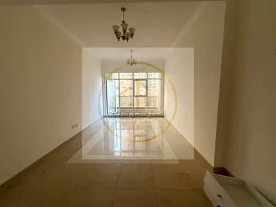 Panoramic views with natural light || Second tenant || Luxury finishes || Balcony || Built-in wardr