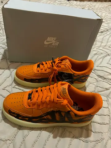 Halloween Nike Air Force 1 Low Orange 'Skeleton' - UK 2.5 / US M9