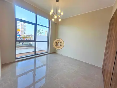 Luxurious Huge 1bhk Flat Available With Kitchen Appliances Nearby Matro Station
