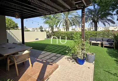 Type 1E |Lake backing |Landscaped |3+ Maids/Study
