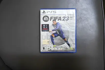 FIFA 23 (PS5) - Complete Disc in Case