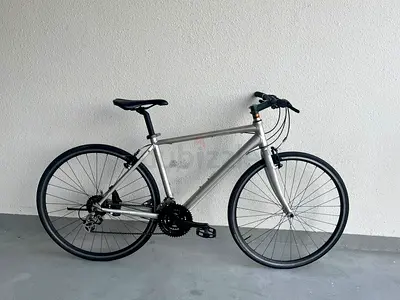 Used High quality Aluminum frame Momentum Hybrid Bike size 49