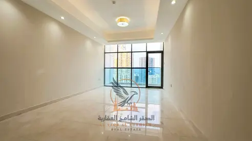 Balcony | Gym and swimming pool | Built-in wardrobes | Central gas | Garden | Unobstructed view