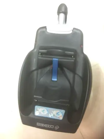 Maxi-Cosi Infant Car Seat Base - Good Condition