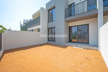 Vacant Now | Unfurnished | Single Row | Mid Unit