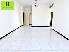 Spacious 1 Bhk Near Dubai Exit Open View