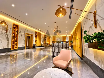 Courtyard View ! Lavish Super 2bhk ! Free Parking