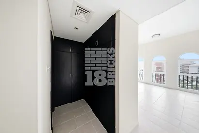 High ROI | Vacant in December | Near to Metro
