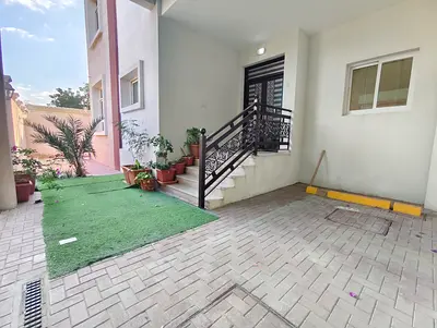 ONE BEDROOM DOWN - SPACIOUS SIZE VILLA - AVAILABLE ON 15TH DECEMBER
