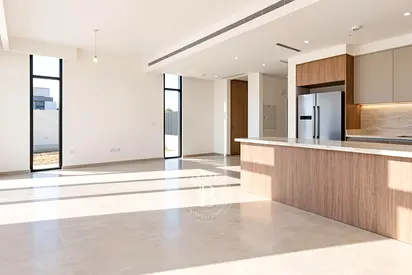 3BR Townhouse I Private Garden I Call to view